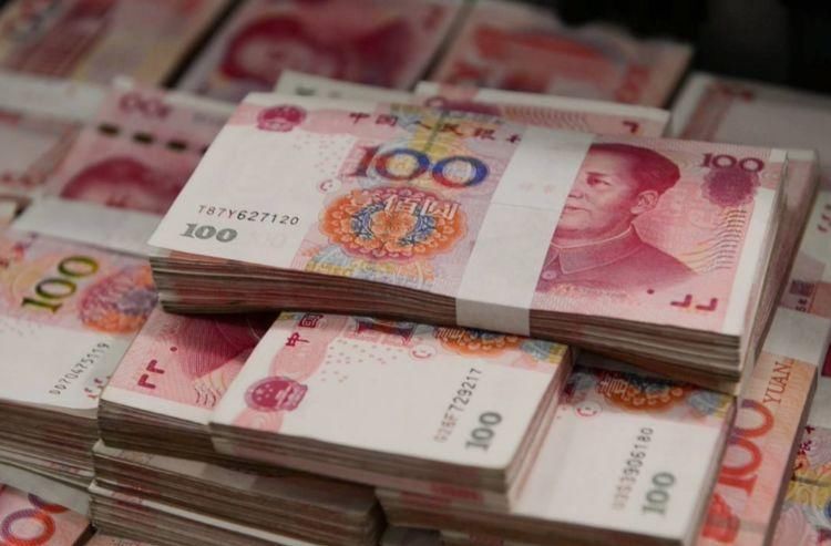 100万人民币,分别存入银行和马云的余额宝一年