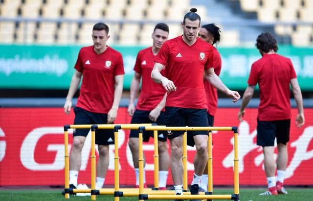 足球是第一运动!CCTV5直播国足VS威尔士,无