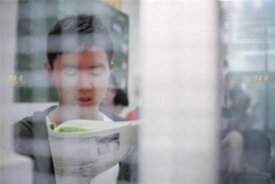 倒计时3天!实拍2018河南考生备考 报名人数近