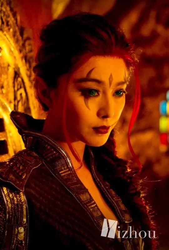 杨幂染红发了?范冰冰的黄毛和窦靖童的绿毛才