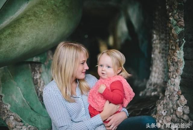 宝宝的0-3岁,太黏人怎么办?心理学家:并不是坏