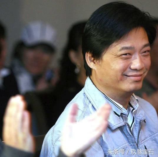 崔永元炮轰冯小刚及华姨,让我想到了揭露蓝宝