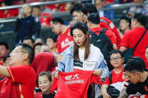 广东首座专业足球场诞生,广州恒大羡慕不已!