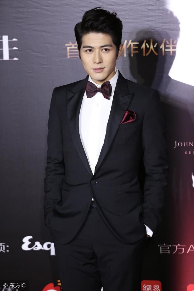 世界杯韩国门将带妆上场被喷,鹿晗吴亦凡淡定