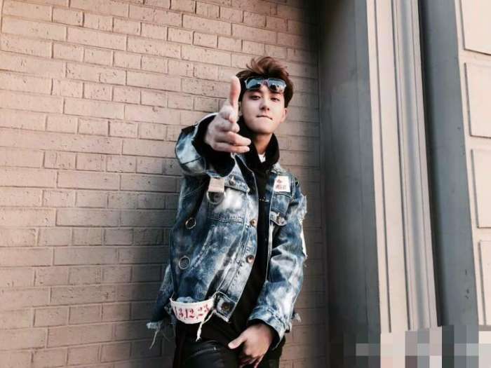 明星晒聊天记录: 杨幂是老司机热巴太可爱! 而