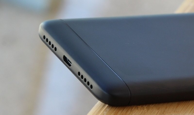 699元+2GB+16GB,小米百元手机里的待机机王