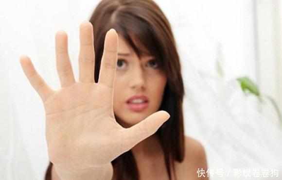 女人对男人死心的6种表现,出现了第二种,你们