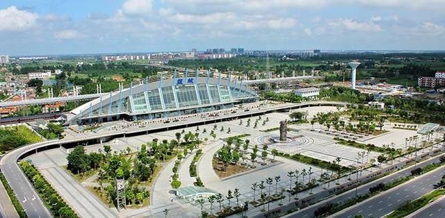 江苏面积最大的地级市,境内设过叶挺县,被誉为