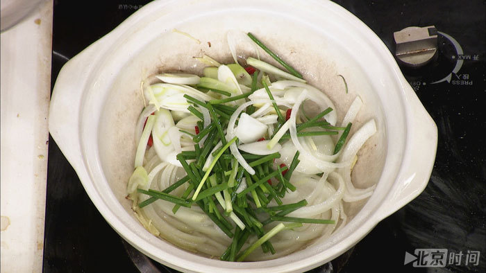 《养生厨房》三葱焗鲍鱼做法揭秘