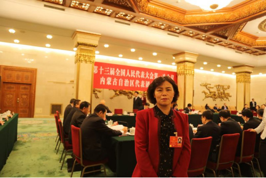 这位女性人大代表专门研究新材料:可用于制作导弹 这位女性人大代表专门研究新材料:可用于制作导弹