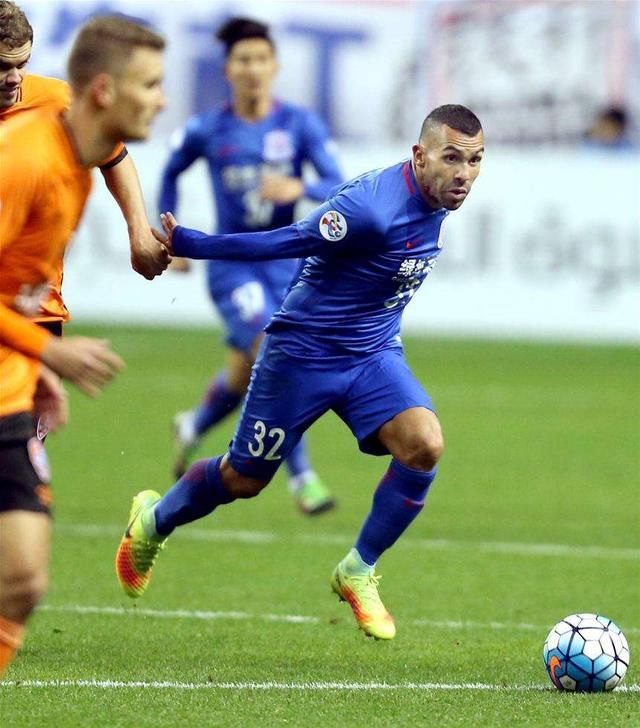 拿着世界最高周薪,却出工不出力,还炮轰中国足