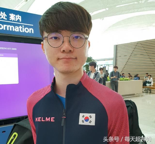 亚运会LOL预选赛开打,Faker:和小花生做队友,