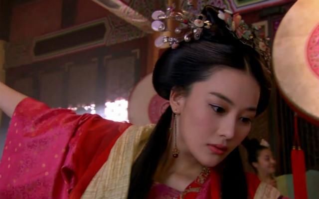 历史上唯一一位出身妓女的女将军,下场惨烈,死后身体被切为5截