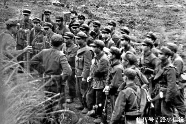 此人客观评价: 邓小平决定打对越自卫反击战的