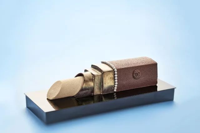 香奈儿口红娃娃机,Gucci咖啡厅,你们比城还会玩