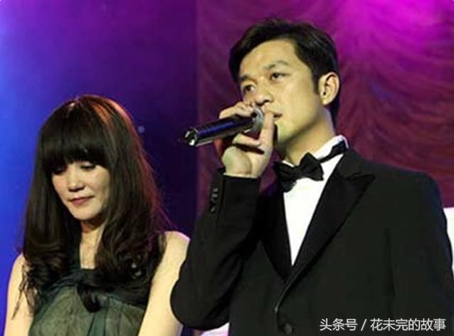 王菲凭什么让谢霆锋爱得那么忘我,无名无份的