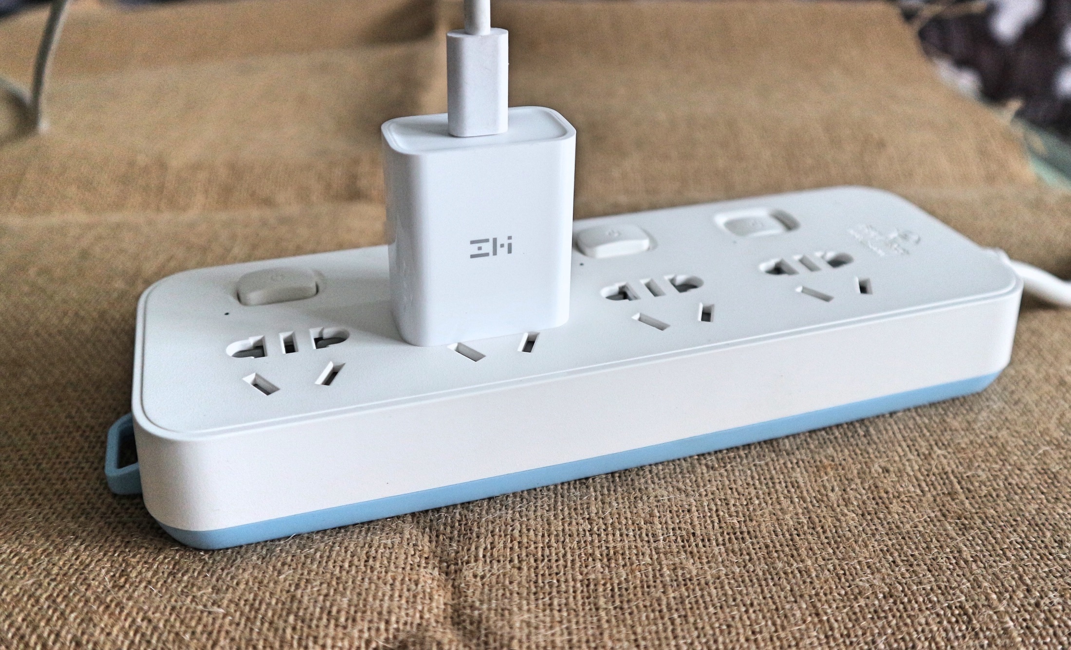 好的电动车充电器充电会快吗 t01304037e43b35952e.jpg?size=2200x1336