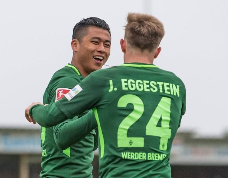 进球如麻,国足锋霸荷甲重生!站稳脚跟?张玉宁