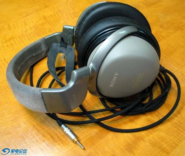 杰长老说经典耳机索尼CD3000,封闭耳机中的万