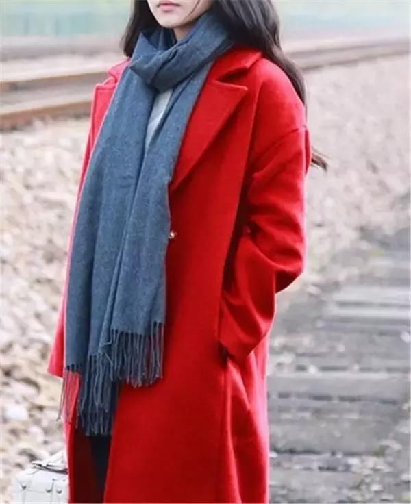 火遍全球cashmere羊绒围巾,明星收起Burberry