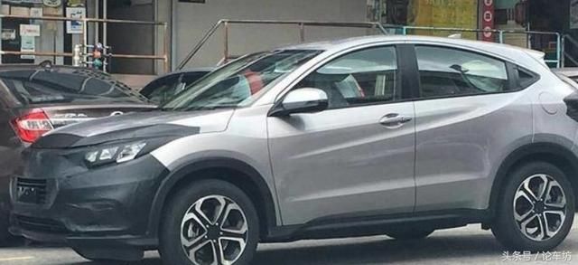 2019款中期改款本田缤智路试,高配跟思域一样