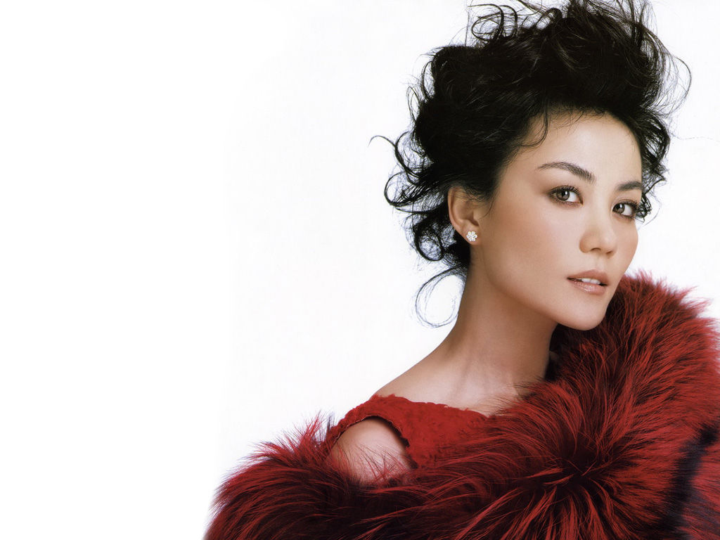 王菲,知名歌手,在最新的国家一级演员名单中王菲赫然在列,在她这个