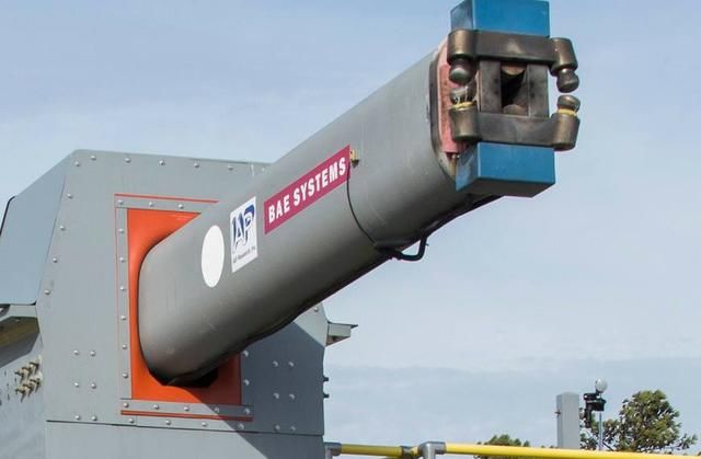 我国正式宣布电磁炮试射成功,外媒感慨中国不