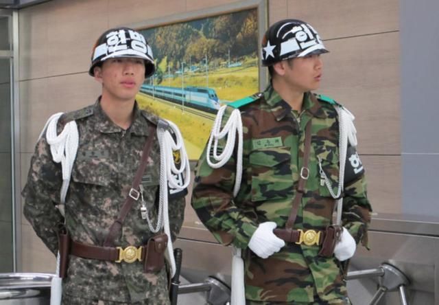 韩国人对中国解放军有看法?韩国军人遇到解放