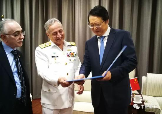 054A要交付了?巴基斯坦来人访问中船重工 暗