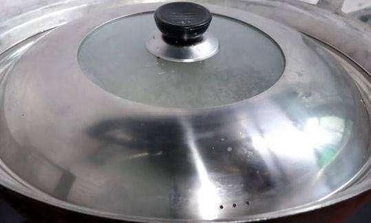 过年家家都要吃的开嘴饺子是怎么做出来的,做