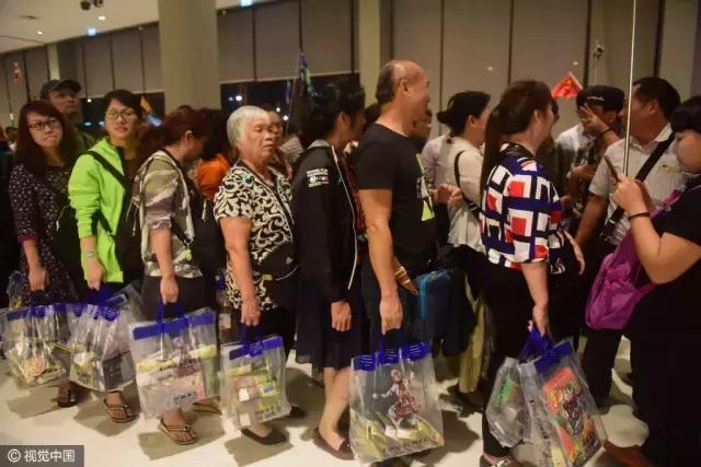 中韩关系紧张,这个国家高兴坏了!更多中国人到