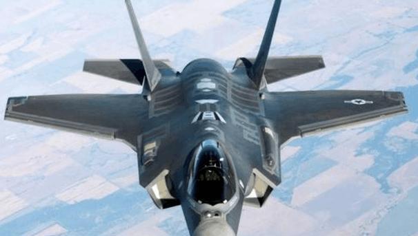 美国直言歼31战机落后F35?中国专家回应:这不