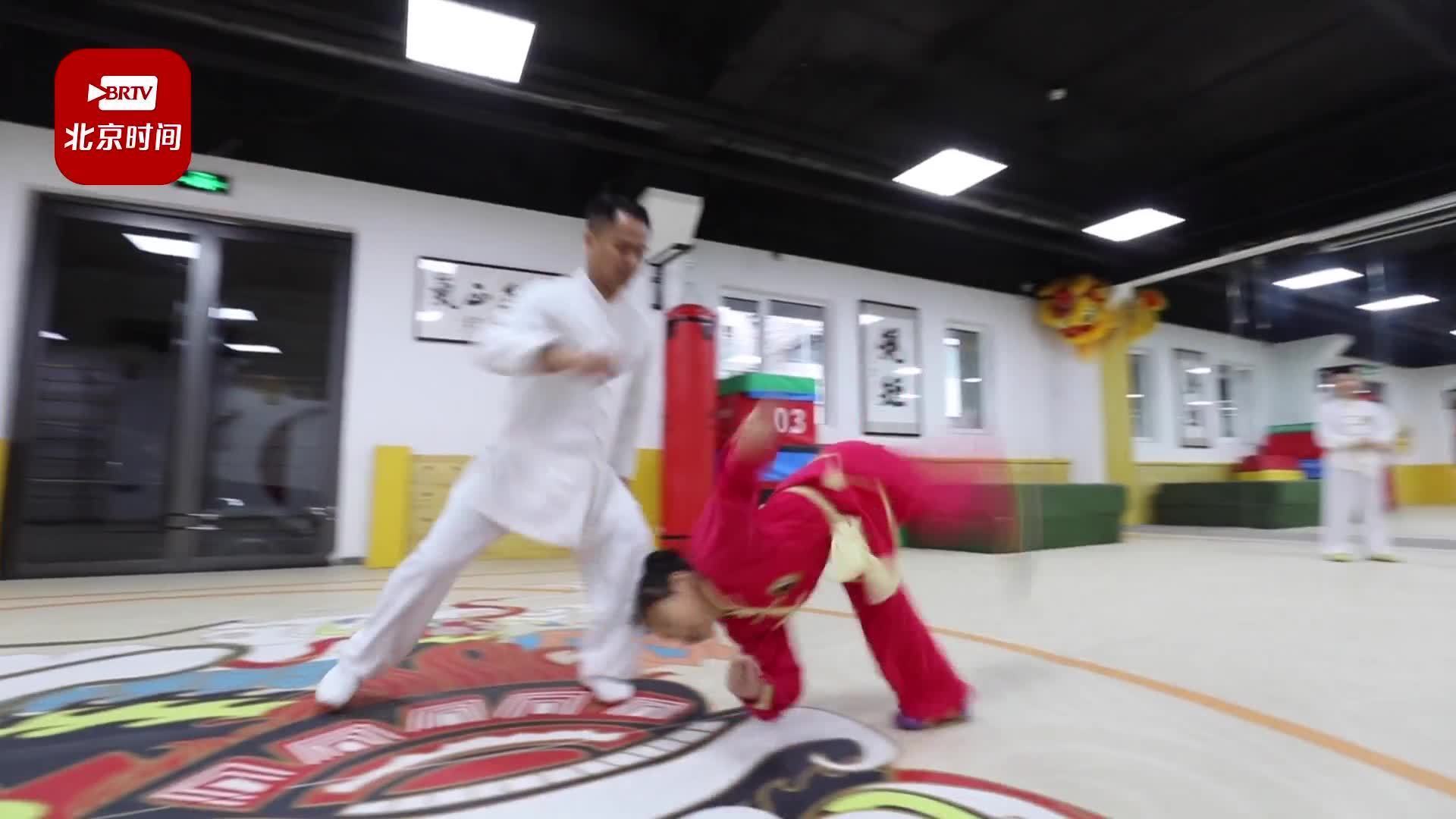 国人拳道功夫会馆:铸国人精神 强国人体魄 扬民族文化 国人拳道功夫会馆:铸国人精神 强国人体魄 扬民族文化