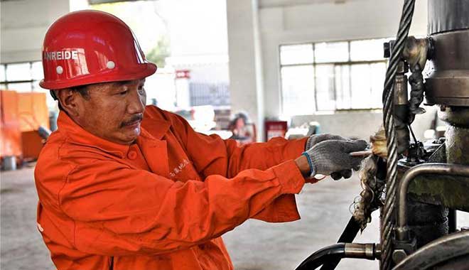 康巴汉子向巴扎西:高寒区野外勘探7000天 康巴汉子向巴扎西:高寒区野外勘探7000天