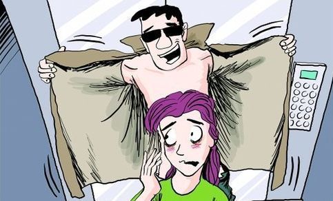 男主管给女同事介绍客户 将手伸入对方上衣猥亵_北京时间