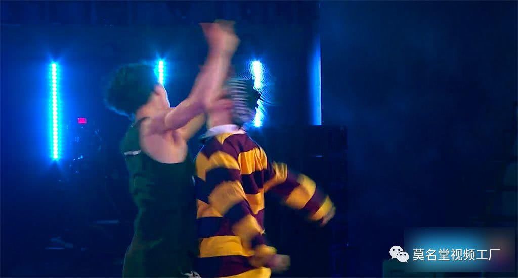 热血街舞团阿K暴力battle周游,最强locking肖B