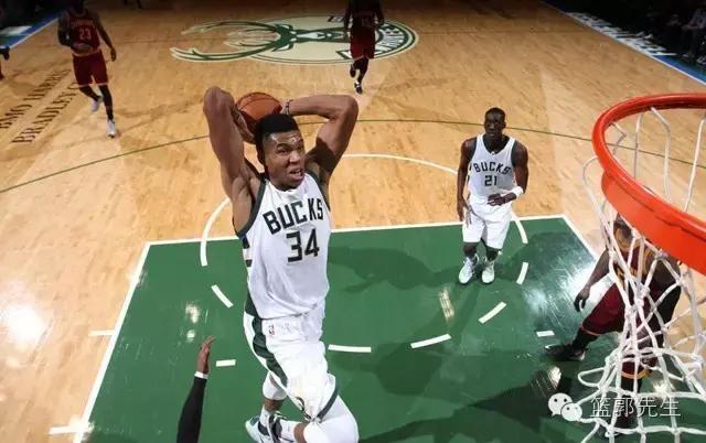 詹姆斯竟被对位小前锋打爆,不是莱昂纳德杜兰特