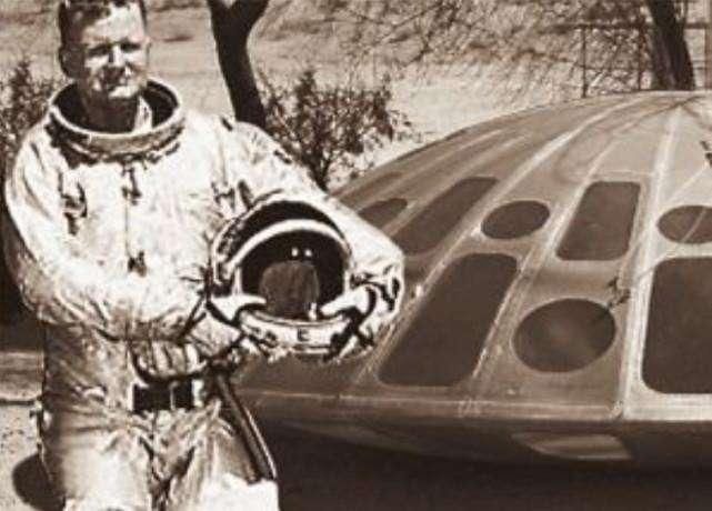 美国51区藏有大量外星人和宇宙飞船,美国与外