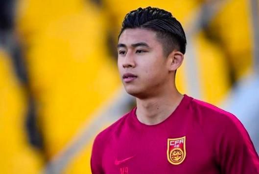 韦世豪爆射乌龙世界波,张玉宁6场5球,真正国足