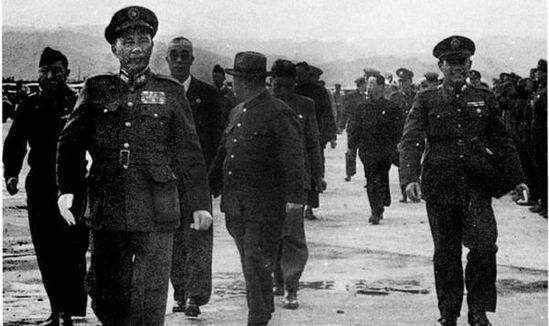 他是广州军区副司令,被刘伯承称为腰斩七军,