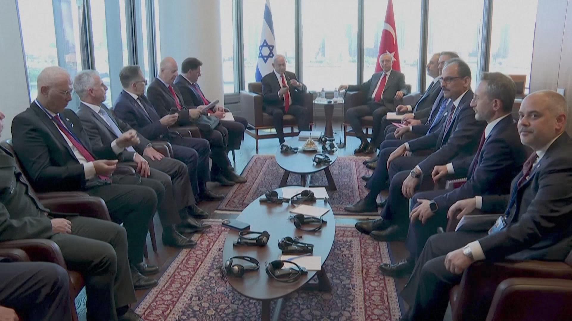 土耳其总统埃尔多安和以色列总理内塔尼亚胡首次面对面会晤