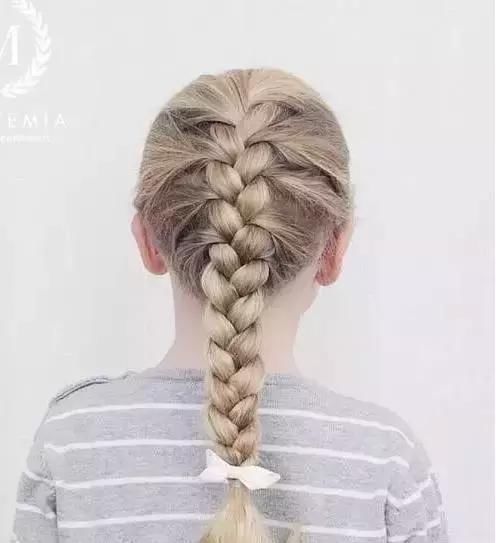 2018最流行的儿童编发,款款都颜值爆棚,绝对是