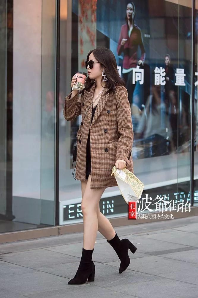 【波爷街拍】袜靴又火了,再不入手就out了