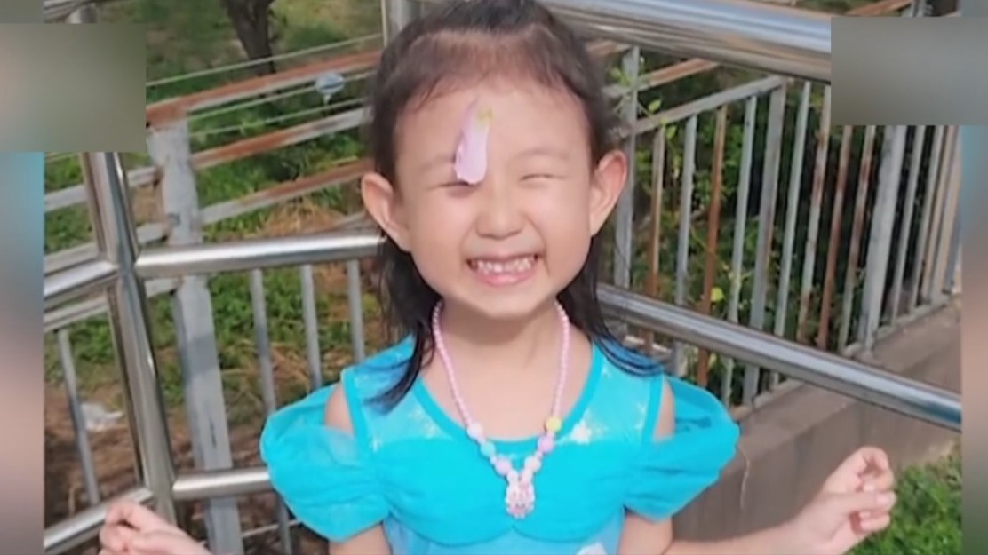 主播点评:4岁女童海滩走失 别让“断案癖”把舆论带偏了! 主播点评:4岁女童海滩走失 别让“断案癖”把舆论带偏了!