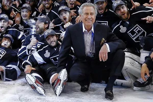 福布斯全球体育老板富豪榜出炉,他居然超过了