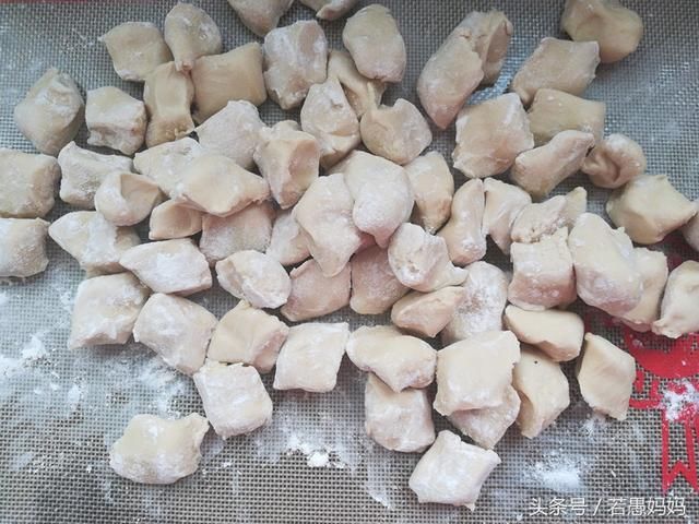 饺子馅怎么调最好吃?饺子哪种包法最简单?2分