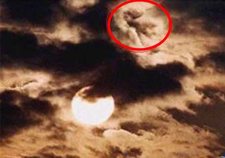 世界上有人拍到麒麟:村民无意中拍到了远古神