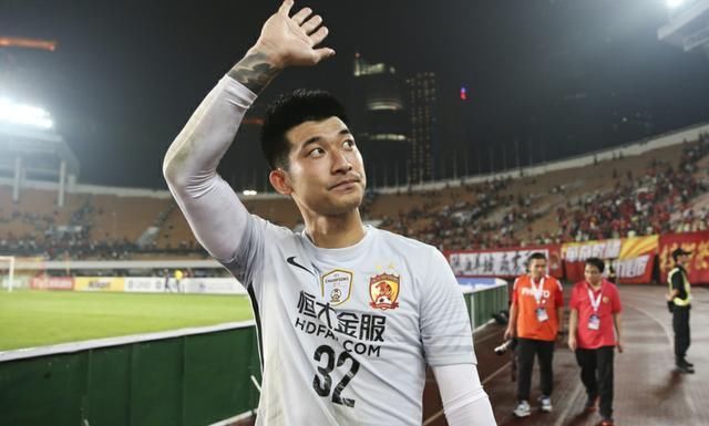 广州恒大二号门将刘殿座心里苦,踢得好吹上天