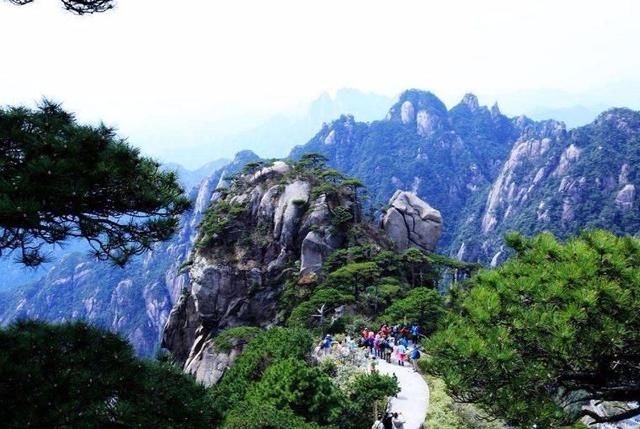 江西著名的道教名山三清山,相传为明失踪皇帝