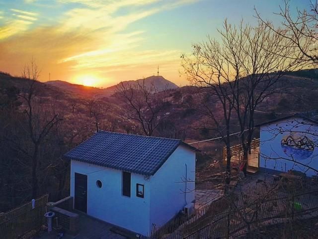 半山腰的小屋,手可摘星辰!90后小伙亲手打造山里的世外桃源!